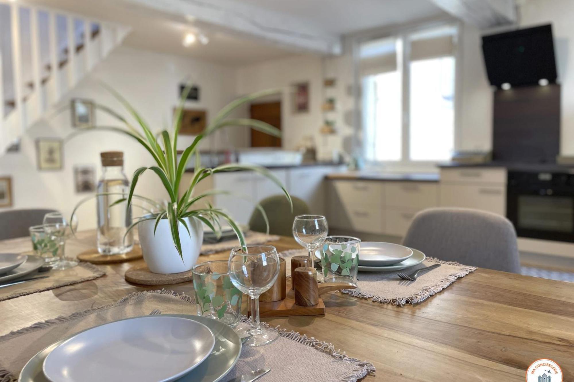Le St-Laurent - Magnifique Triplex - Calme Caen Extérieur photo