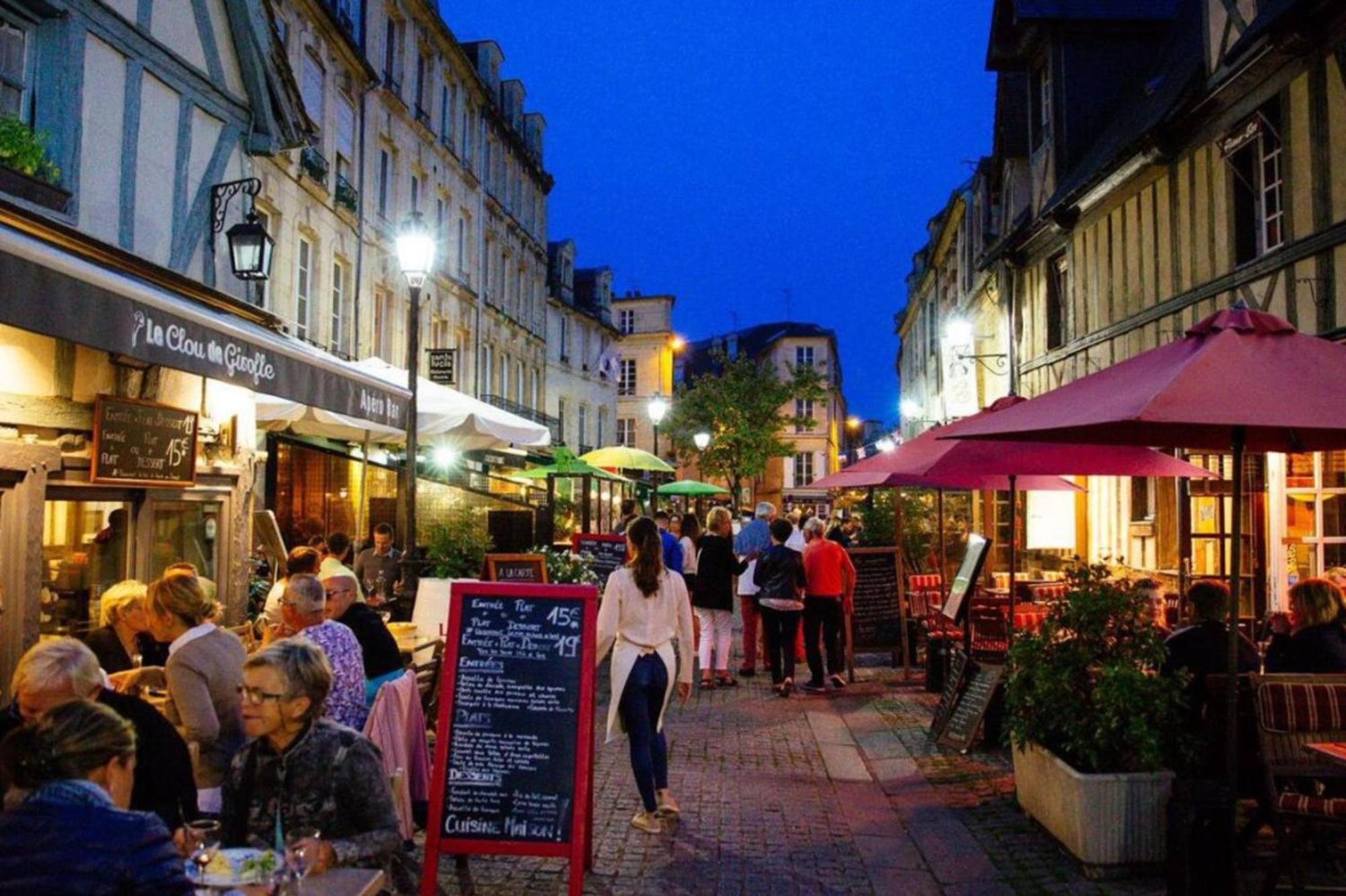 Le St-Laurent - Magnifique Triplex - Calme Caen Extérieur photo